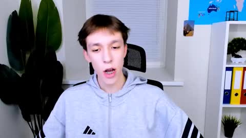 Snapshot of mark_branston chatting on December 2025 03:52:01 PM Mark online show from December 2025 03:52:01 PM