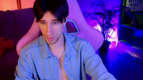 Snapshot of mark_caron chatting on June 2026 12:48:02 AM mark_caron online show from June 2026 12:48:02 AM