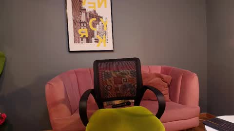 mark_evans1_ online show from February 2025 11:30:01 PM