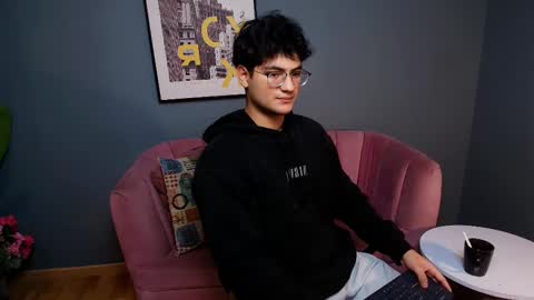 mark_evans1_ online show from March 2025 07:38:02 PM