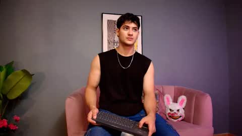 mark_evans1_ online show from October 2025 02:42:02 PM