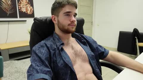 MARK MAXIM online show from October 2025 08:29:01 PM