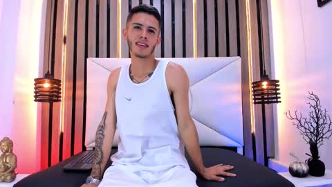 Snapshot of mark_pirs chatting on October 2025 11:31:01 PM Mark Pirs online show from October 2025 11:31:01 PM