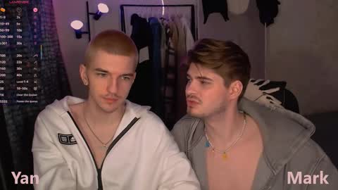 Mark online show from November 2025 03:55:01 PM