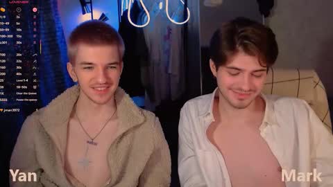 Mark online show from December 2025 04:39:02 AM