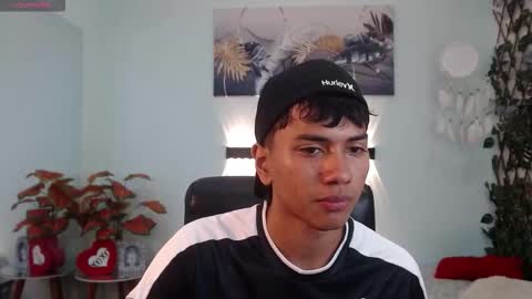 Snapshot of markbowie chatting on September 2025 05:13:02 PM markbowie online show from September 2025 05:13:02 PM