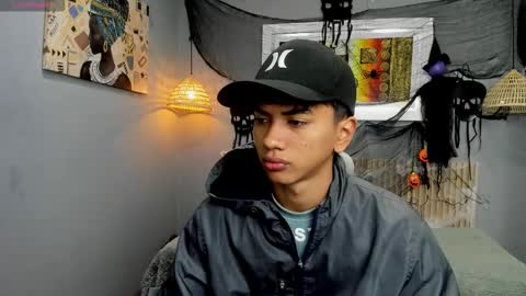 Snapshot of markbowie chatting on October 2025 11:33:02 AM markbowie online show from October 2025 11:33:02 AM