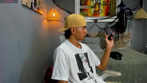 Snapshot of markbowie chatting on November 2025 03:25:01 PM markbowie online show from November 2025 03:25:01 PM