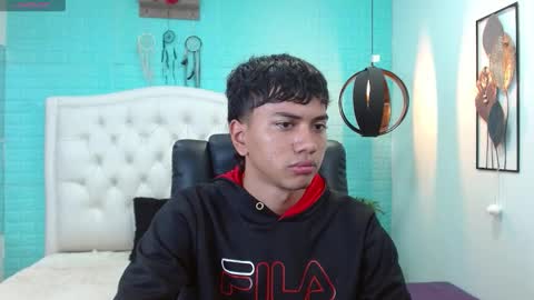 Snapshot of markbowie chatting on November 2025 12:36:02 PM markbowie online show from November 2025 12:36:02 PM