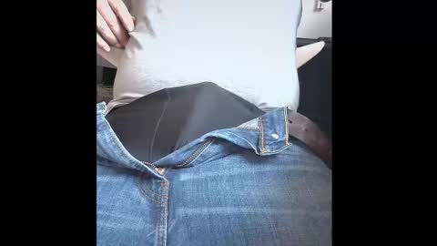 Snapshot of markus81xxx chatting on September 2025 01:12:02 PM markus81xxx online show from September 2025 01:12:02 PM