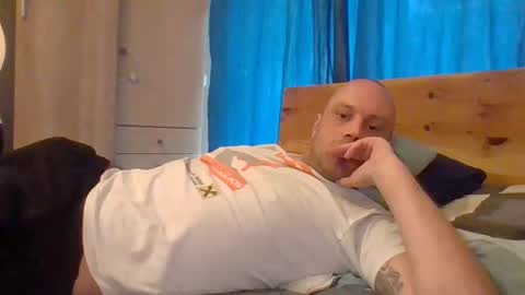 markus_7 online show from September 2025 01:27:02 PM