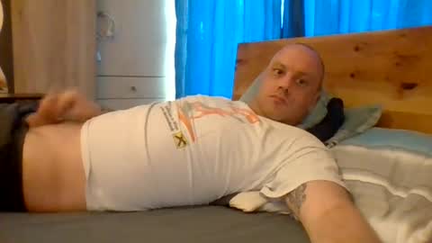 markus_7 online show from July 2026 07:43:01 AM