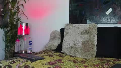 Snapshot of markus_latin chatting on February 2025 03:18:02 PM Markus latin online show from February 2025 03:18:02 PM