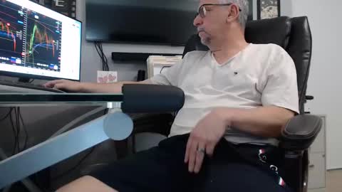 marky0029 online show from April 2026 04:30:02 PM