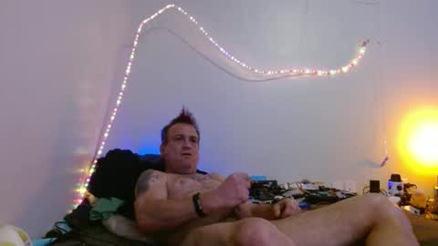 markymark101825061 online show from February 2025 06:55:01 PM