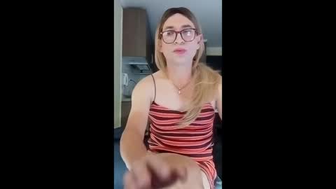 marla85 online show from April 2026 06:06:02 PM