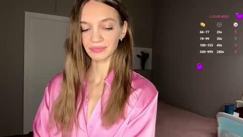 Maja online show from November 2025 07:08:02 AM