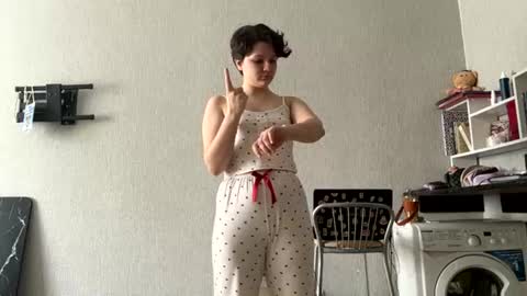 Snapshot of marlenhanry chatting on June 2026 12:22:02 AM Emmie online show from June 2026 12:22:02 AM