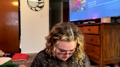 maroon_moon online show from February 2025 07:10:02 PM