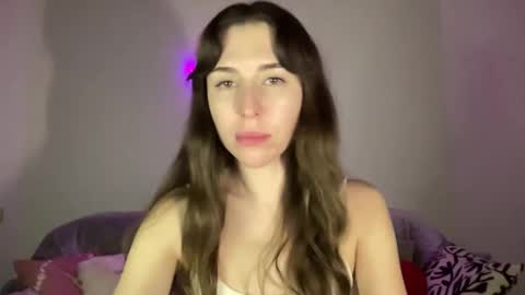 Snapshot of maroonaaa chatting on November 2025 07:57:01 PM Mary online show from November 2025 07:57:01 PM