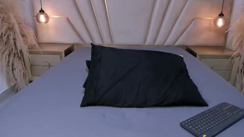 Snapshot of maroxcute chatting on November 2025 01:25:02 PM maroxcute online show from November 2025 01:25:02 PM