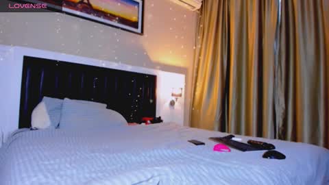 Mari online show from December 2025 06:06:01 AM