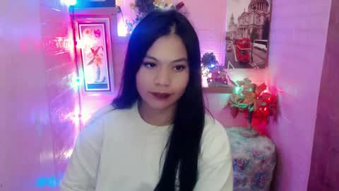 Wenwen online show from December 2024 11:33:01 AM