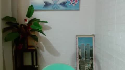 Wenwen online show from December 2024 03:44:01 PM