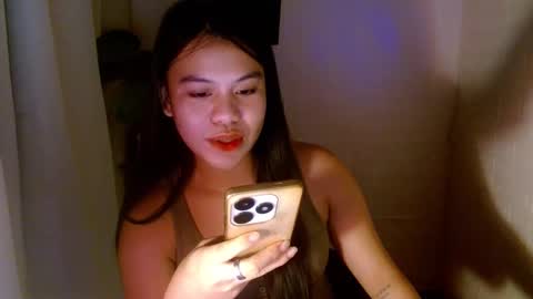 Wenwen online show from February 2025 12:15:01 AM