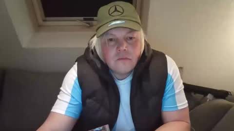 Snapshot of mars0481 chatting on December 2024 06:39:01 PM mars0481 online show from December 2024 06:39:01 PM