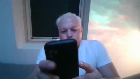 Snapshot of mars0481 chatting on September 2025 09:33:02 AM mars0481 online show from September 2025 09:33:02 AM