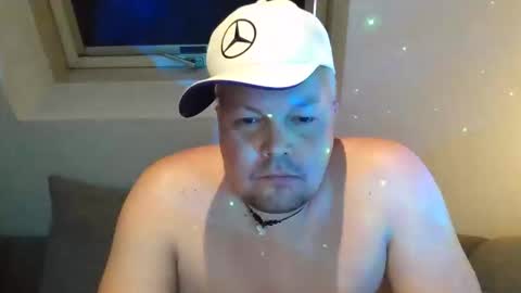 Snapshot of mars0481 chatting on November 2025 09:12:02 AM mars0481 online show from November 2025 09:12:02 AM