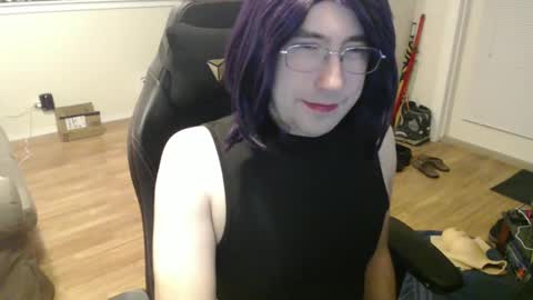 Snapshot of marshyguye chatting on December 2024 09:00:01 AM Marnie online show from December 2024 09:00:01 AM