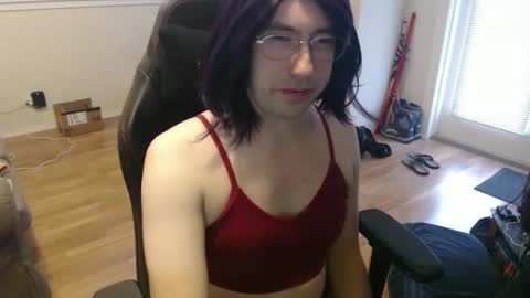 Snapshot of marshyguye chatting on December 2024 05:44:01 PM Marnie online show from December 2024 05:44:01 PM