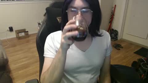 Snapshot of marshyguye chatting on December 2024 07:35:02 AM Marnie online show from December 2024 07:35:02 AM