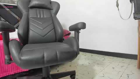 Snapshot of marsmith1 chatting on September 2025 03:11:01 AM Mar Smith online show from September 2025 03:11:01 AM