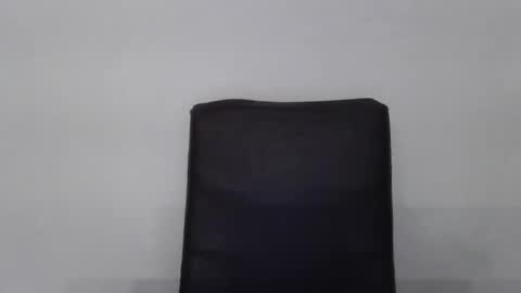 Snapshot of marsupilami_82_ chatting on December 2024 09:34:02 PM marsupilami_82_ online show from December 2024 09:34:02 PM