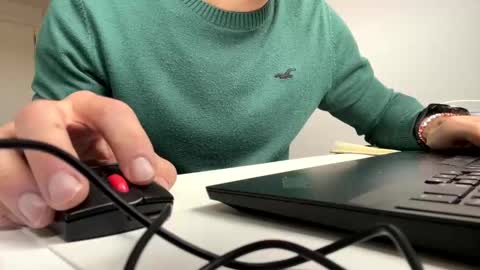 Snapshot of marsupilami_82_ chatting on December 2024 10:34:02 AM marsupilami_82_ online show from December 2024 10:34:02 AM