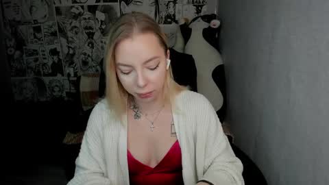 Martha Cameron online show from December 2024 08:12:02 PM