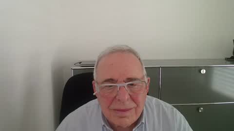 Snapshot of martin_1947 chatting on August 2026 12:52:02 PM martin_1947 online show from August 2026 12:52:02 PM