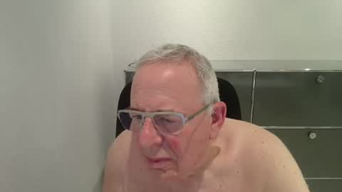 Snapshot of martin_1947 chatting on August 2026 10:12:02 PM martin_1947 online show from August 2026 10:12:02 PM