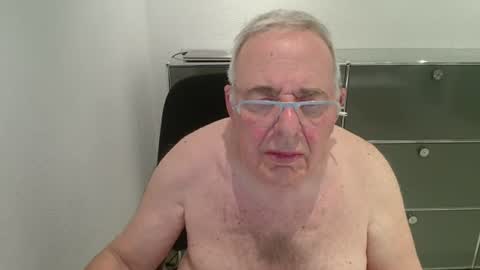 Snapshot of martin_1947 chatting on August 2026 08:22:02 PM martin_1947 online show from August 2026 08:22:02 PM