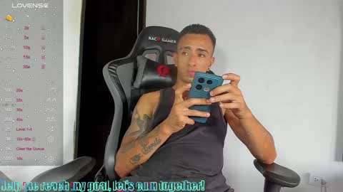 Snapshot of martin_granch chatting on January 2025 08:26:01 PM Martin Granch online show from January 2025 08:26:01 PM