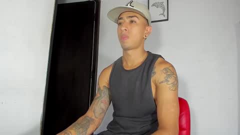 Snapshot of martin_granch chatting on January 2025 03:15:01 PM Martin Granch online show from January 2025 03:15:01 PM