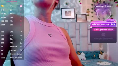 Snapshot of martina5_ chatting on December 2024 10:58:01 PM Martina online show from December 2024 10:58:01 PM