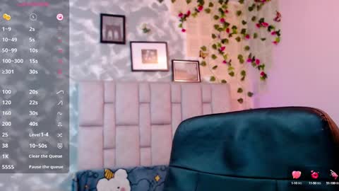 Snapshot of martina5_ chatting on December 2024 10:13:02 PM Martina online show from December 2024 10:13:02 PM