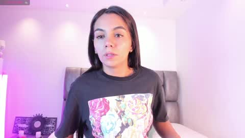 Snapshot of martina_mancinii chatting on December 2024 03:05:02 AM Martina online show from December 2024 03:05:02 AM