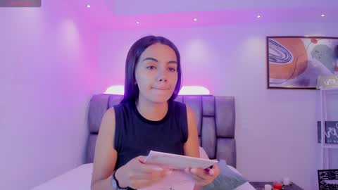 Snapshot of martina_mancinii chatting on January 2025 11:48:01 AM Martina online show from January 2025 11:48:01 AM