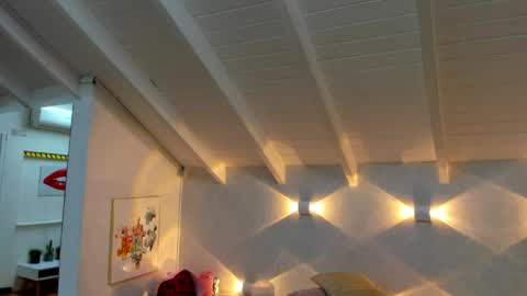 martina mIIler online show from April 2026 12:32:02 PM