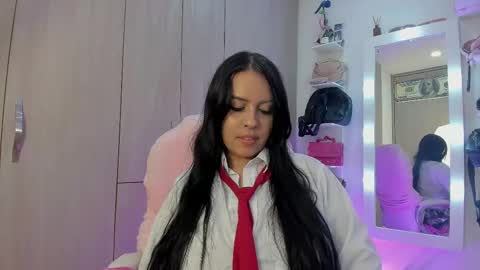 Snapshot of martinaaa____ chatting on February 2025 09:52:02 PM new account---- princessmartinaa online show from February 2025 09:52:02 PM